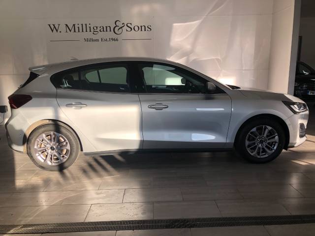 2022 Ford Focus 1.0 EcoBoost Hybrid mHEV 155 Titanium 5dr