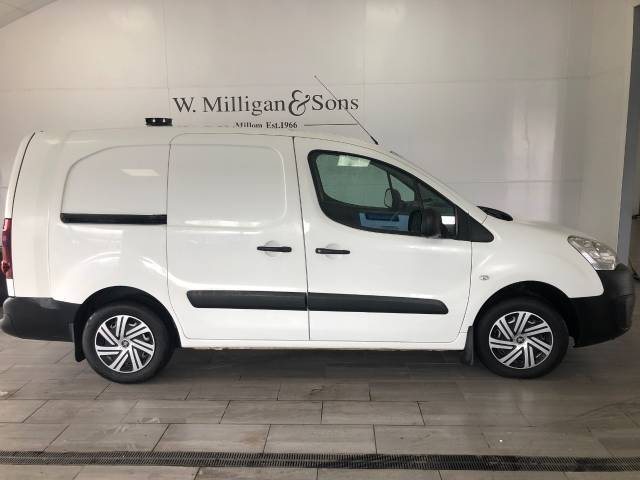 2017 Peugeot Partner 750 SE 1.6 BlueHDi 100 Van