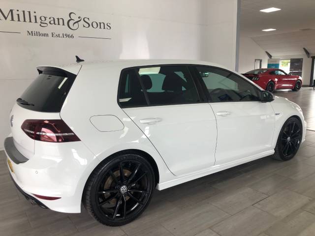 2016 Volkswagen Golf 2.0 TSI R 5dr DSG