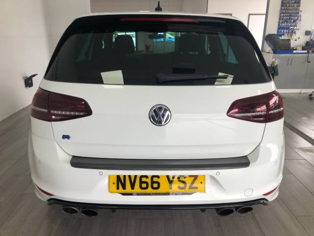 2016 Volkswagen Golf 2.0 TSI R 5dr DSG